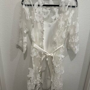 Elegant White Lace Robe with Satin Tie